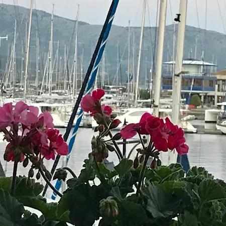 Cabernet Apartmán *